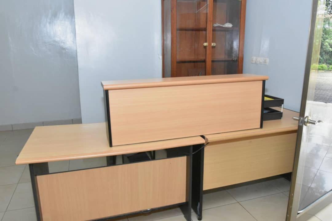 Random Park Hotel Kigali Bagian luar foto