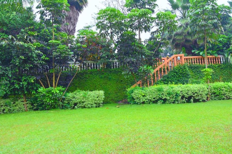 Random Park Hotel Kigali Bagian luar foto