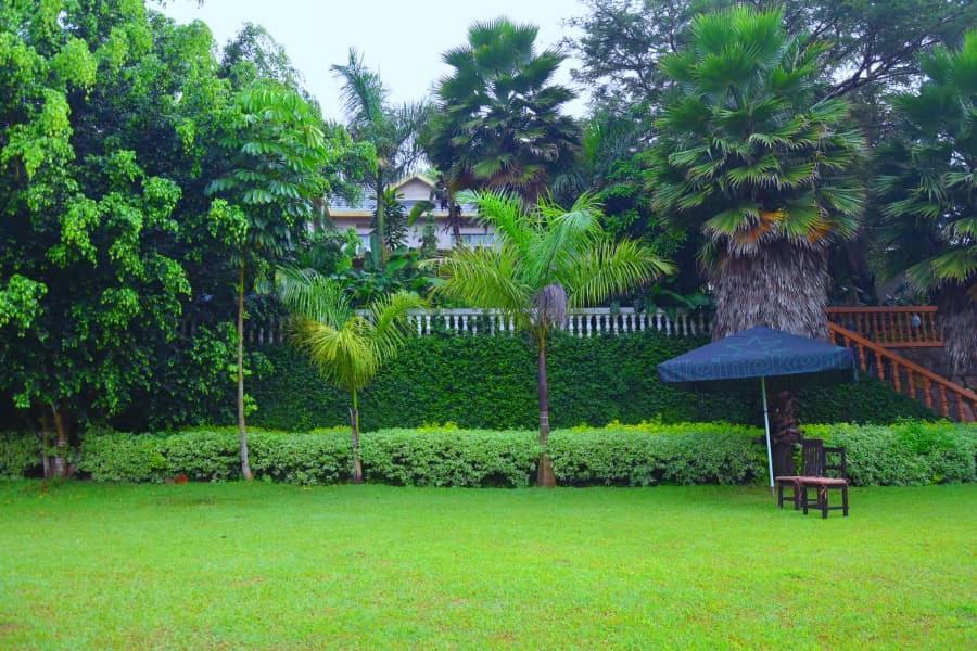 Random Park Hotel Kigali Bagian luar foto